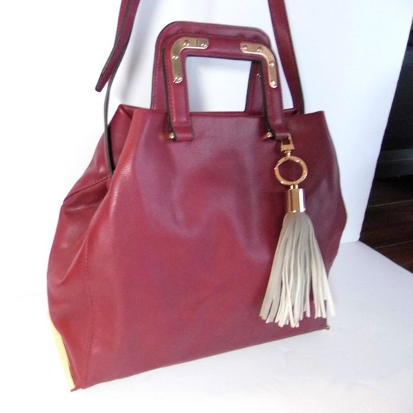 STEVE MADDEN Purse w/ tussle Handbag - Picture 2 of 11